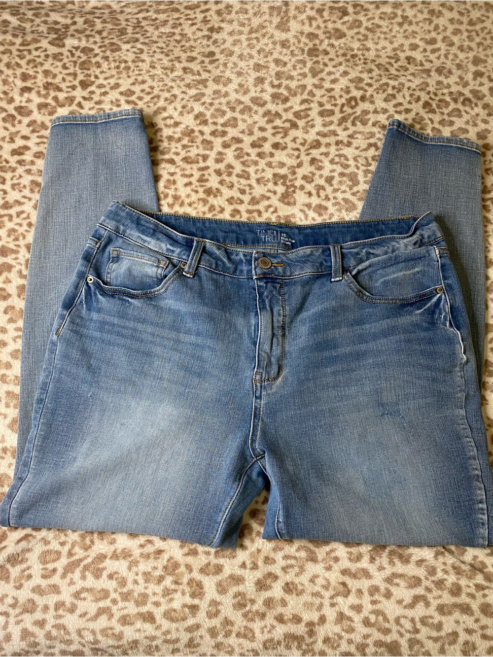 Time and Tru Light Blue Skinny Jeans